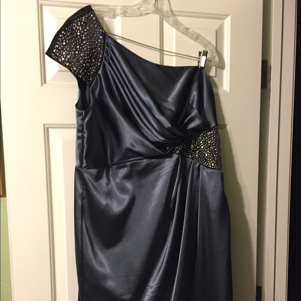 One shoulder cocktail dress